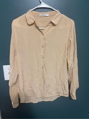 Everlane Women's silk Blush Button-Up Shirt